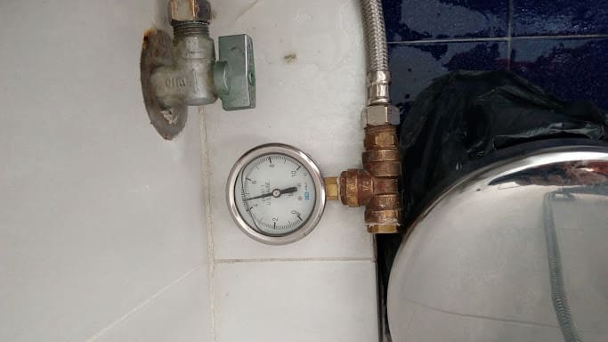 ΥΔΡΑΥΛΙΚΟΙ - ΥΔΡΕΥΕΙΝ