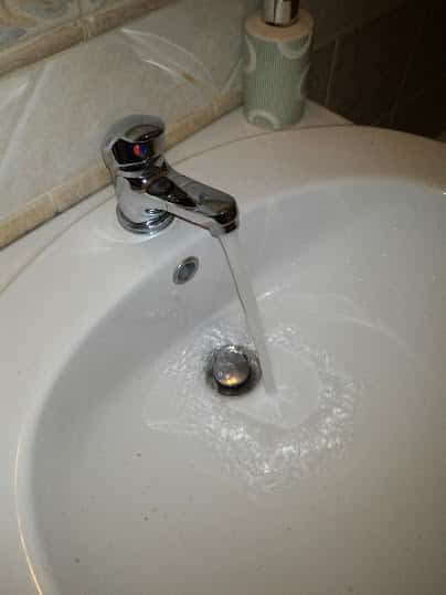 ΥΔΡΑΥΛΙΚΟΙ - ΥΔΡΕΥΕΙΝ