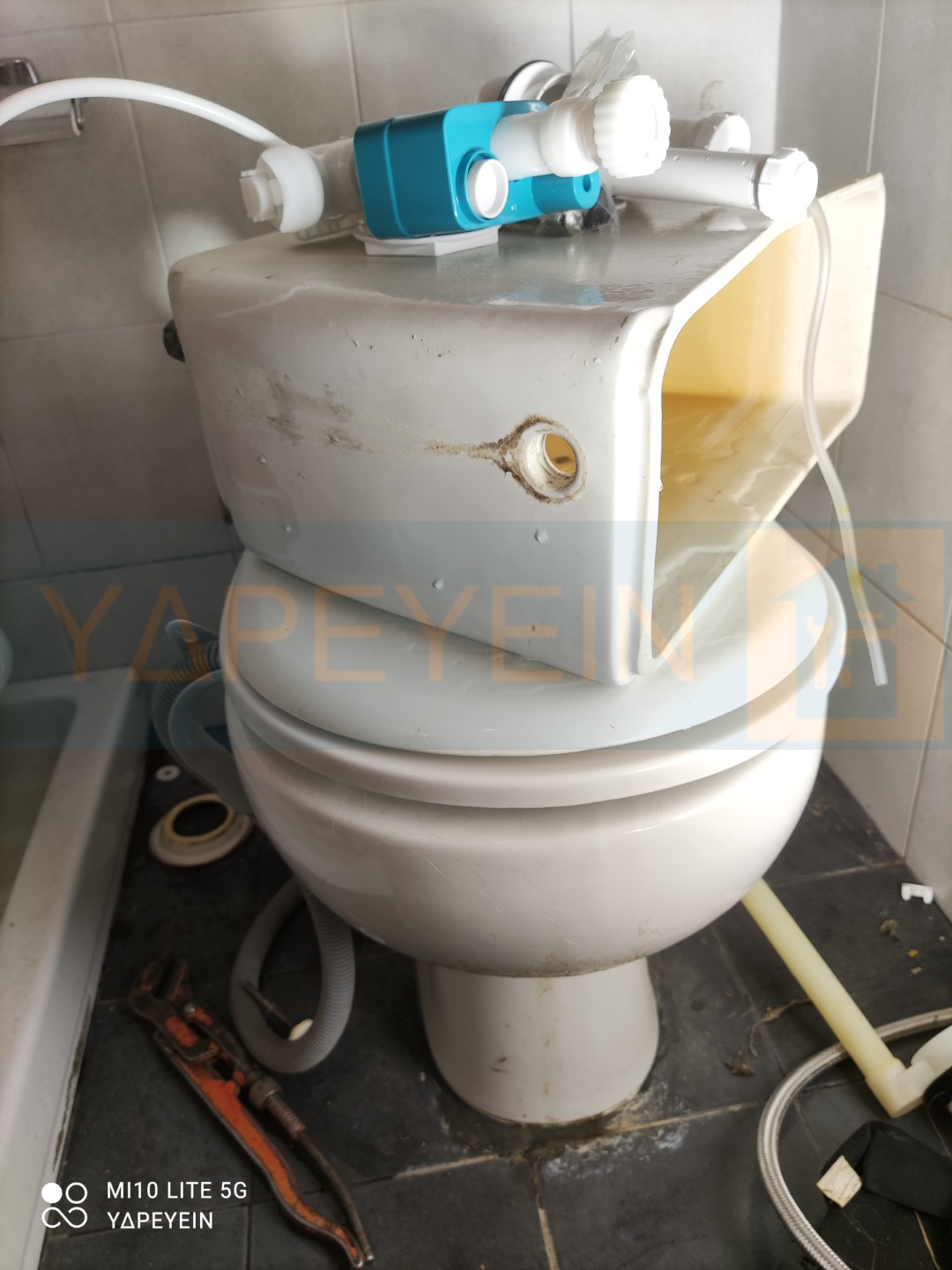 Υδραυλικοί Χαλάνδρι 🔧 ΥΔΡΕΥΕΙΝ 🇬🇷 αντικατάσταση μηχανισμού καζανακιου και φλοτερ 🖥️ www.idrevin.gr ☎️ 2117702013
